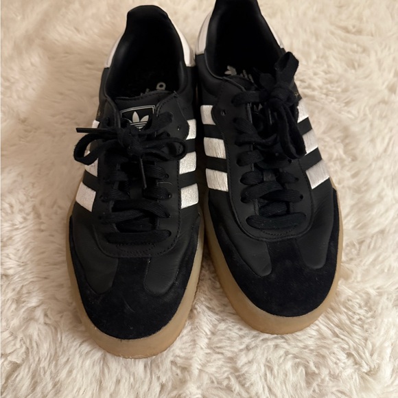 adidas Originals Sambae Sneakers in Black and White - Picture 1 of 7